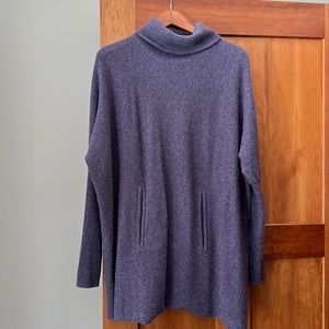 Garnet Hill cashmere sweater M